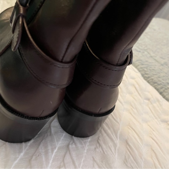 Coach NWOB Brown Leather Boots Size 9B / 39 - Picture 3 of 10